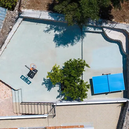 Stunning Views Karavádhos