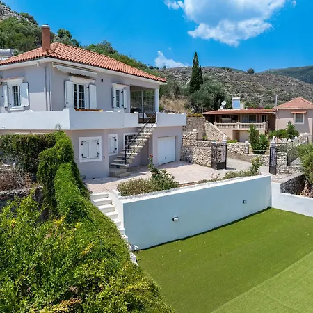 Stunning Views Villa *