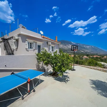 Stunning Views Karavádhos