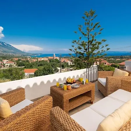 Stunning Views * Karavados