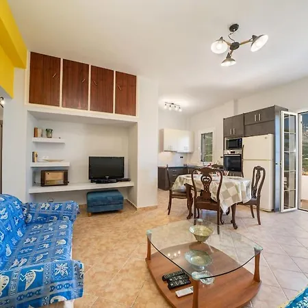 Villa Stunning Views Karavados